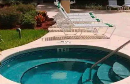 Cozy Condo near Disney World with Shuttle to parks - Foto 2