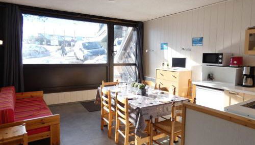 Studio cabine 6 pers. avec balcon exposition Sud, salon avec LCD et DVD, cuisine équipée, casier à ski - FR-1-457-196 - Photo 2