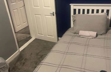 Affordable Luxury 3 Stunning Two Bed Apartment Sunderland close to City centre Hospital Crown Works Studio and Nissan - Foto 8