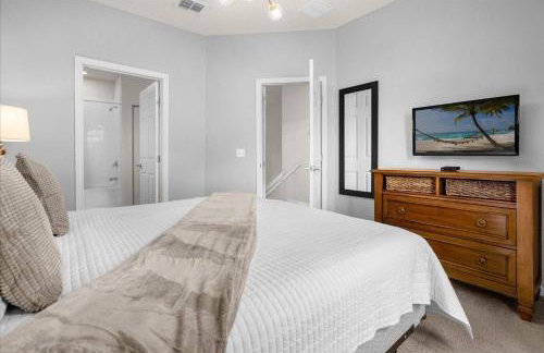 4 BD 3 BA Lucaya Village 21-101 - Foto 11