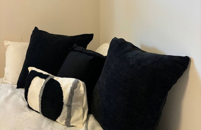 Luxury Modern Stay - 2000 Sqft - Foto 37