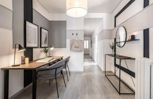 Zambrano - 4 bedrooms and office in Trafalgar - Photo 23