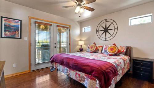 Cabin with Wild Horses, Fireplace, Dog Friendly & StarLink - Foto 5