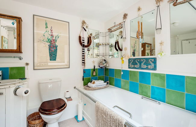 Enchanting Hammersmith Home Close to Shepherds Bush by Underthedoormat - Foto 23