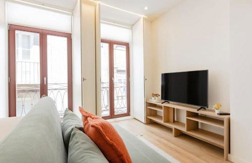 Studio Central 111 Collection - Photo 17