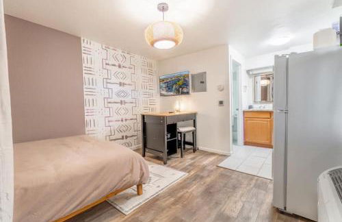 Modern Haven: Chic Studio Getaway - Foto 1