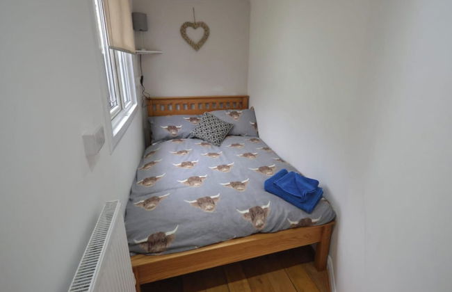 2-bed Cabin Sleeps 4 -small Pets Ok -free Parking - Foto 3