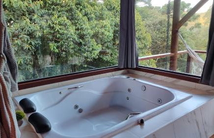 Chalé Valle dos sonhos romântico privativo com hidromassagem e lareira - Foto 25