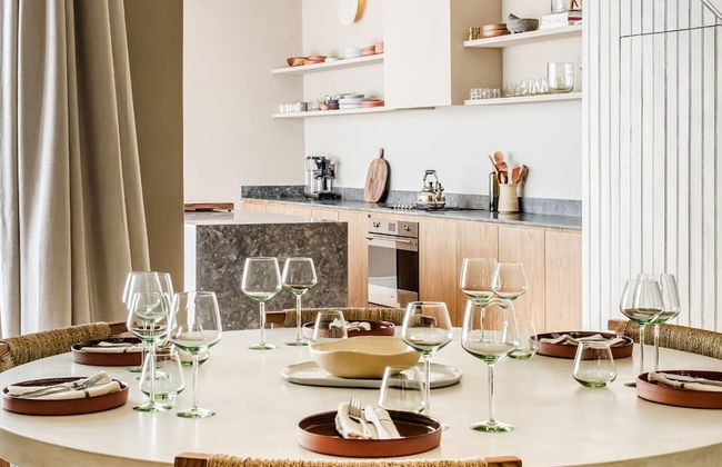 Experience Tranquility at Kelvin Urban Retreat - Photo 16