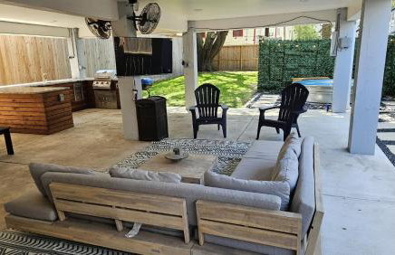4BR Sleeps 12 Walk to Beach Pool Yard Dogs New 2023 Build - Foto 48