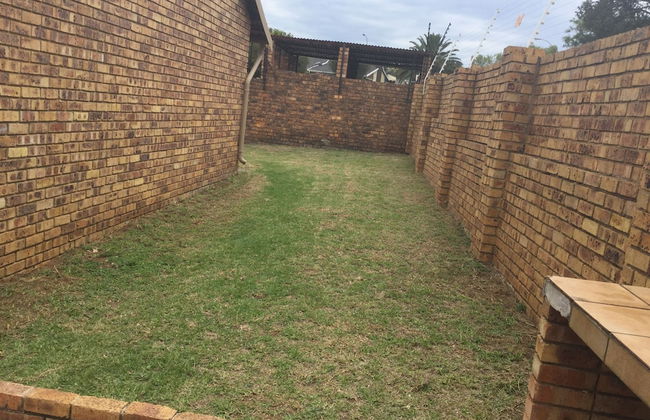 Your Home Away from Home - Photo 8