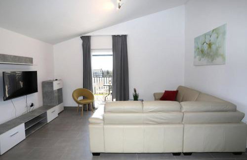 Apolo Apartments - Pool & Garden Retreat - Foto 29