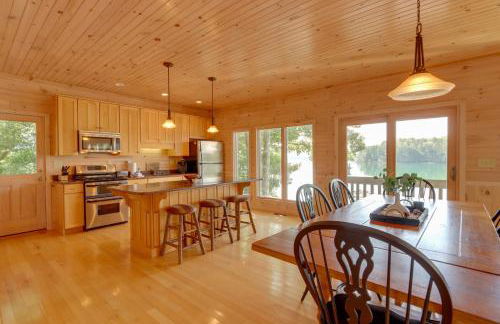 Mountain View Cabin on Lake Blue Ridge Hot Tub! - Foto 7