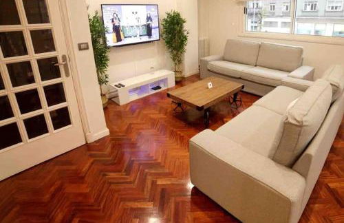 Piso lujo en Gran Vía con garaje - Foto 1