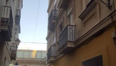 Apartamento en pleno centro de Cadiz con parking economico - Foto 5