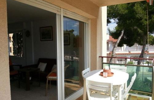 SPACIOUS FLAT WITH SEA VIEWS, FOR 8 PEOPLE WITH 3 BEDROOMS, 2 BATHROOMS and NEXT TO THE BEACH!! - Foto 6
