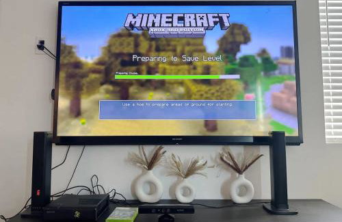 Entire Private Home with 4 Bedrooms 2 Bathrooms, Mountain Edge, New House, Ranch, Gated Yard, Available Now - Foto 17