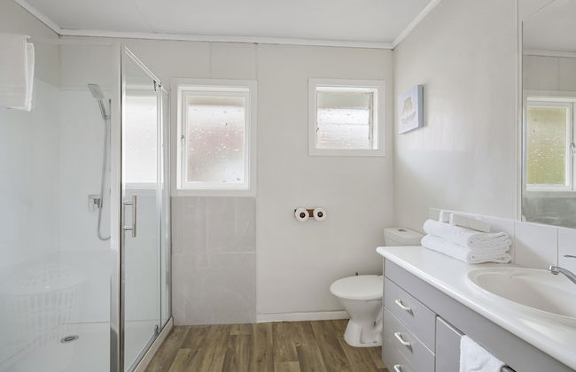 3 Bedroom In Papatoetoe w Parking - Wifi - Foto 15