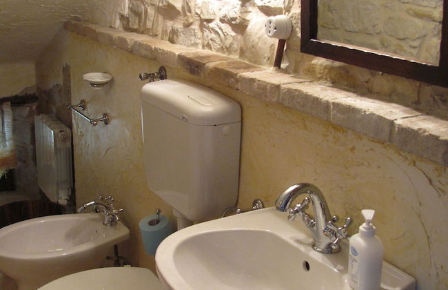 Old House - Photo 21