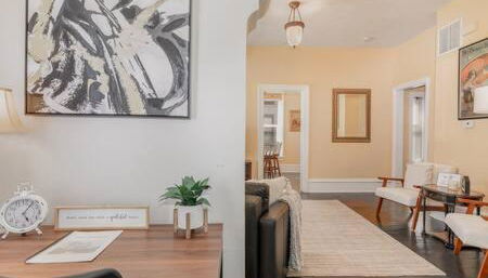 Beautiful downstairs 1bed 1bth charmer- Pet Friendly - Foto 3