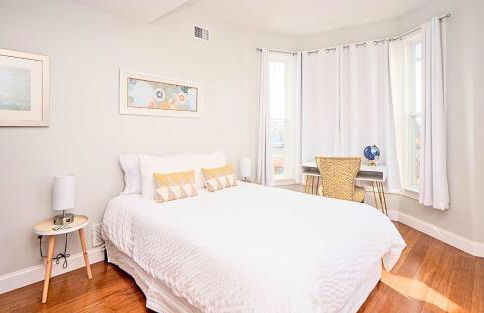 Jennifer's Chic Downtown City Views Private Deck - Foto 14