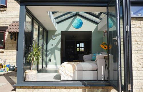 Atworth Haven: 4-Bed Home with Garden - Foto 13