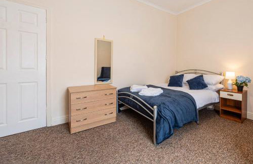 Harbour place in Newcastle under Lyme with Parking, perfect for Contractors or Alton Towers - Foto 37