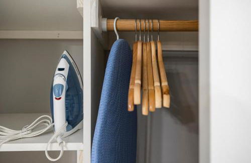 Chic New York Studio with Kitchen - Foto 21