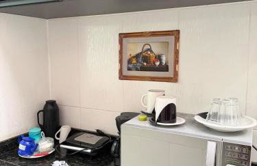 Ap privativo 1,8 km do centro - Foto 9