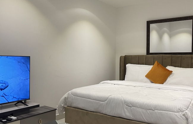 Unique Homes by Lennox - Photo 7