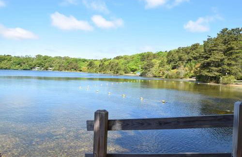 Beautiful Home Close to Ponds and Beach - Photo 21