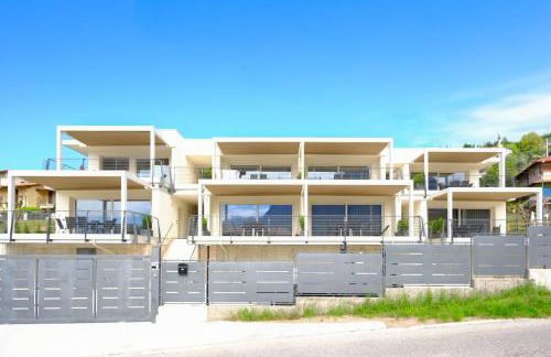 Costa blu - terrace overlooking the lake & pool - Foto 31