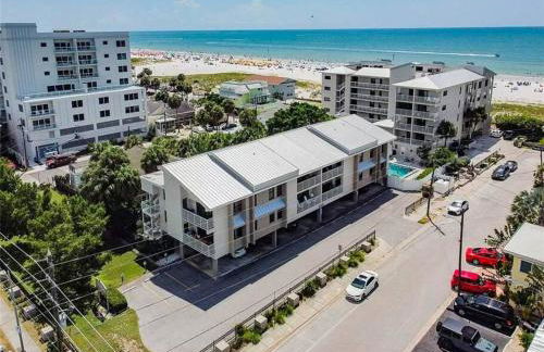 Coastal Condo Amazing Location! 50 Steps to the Beach - Photo 23