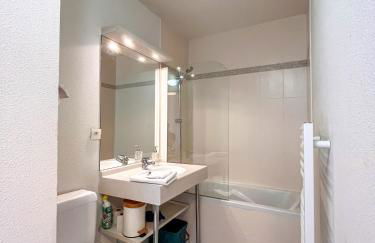 Appartement Cosy, terrasse vu mer, piscine, Sauna - WarmHouse - Photo 20