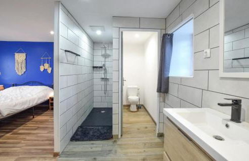 Nice Home In Quettehou With Kitchen - Foto 27