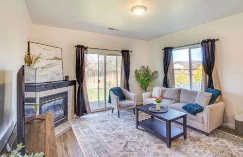 Charming Bend Home with Porch and Yard Great Location - Foto 1