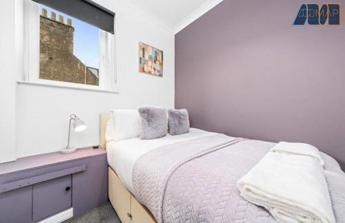 2 Bed Home with Parking Sleeps 4 - Foto 10