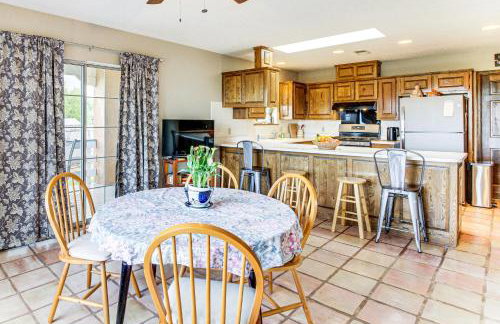 Hiking Nearby! Mountain-View Home Outside ABQ - Foto 3