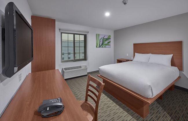 Extended Suites Monterrey Aeropuerto - Foto 12