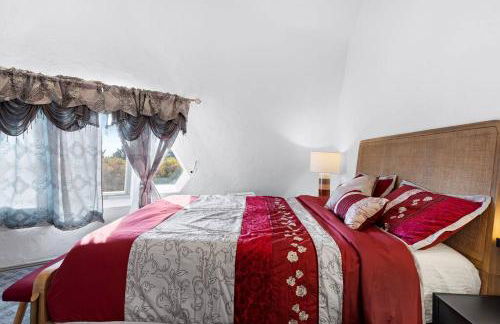 The KingDome - A Unique, Royal Experience with Hot Tub, Rooftop and Views - Foto 76