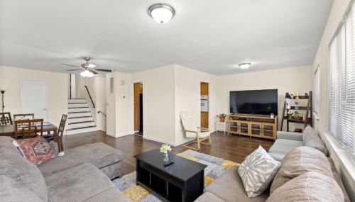 Cozy 3BR, Near NYC, Cruise Port,Statue of Liberty, Free Driveway Parking - Foto 2