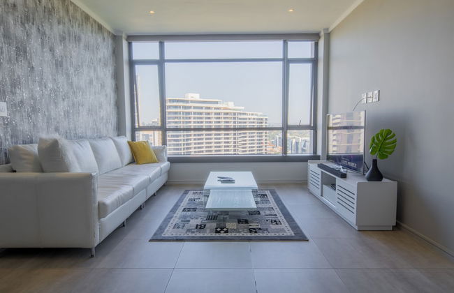 Stunning Apartment in Sandton - Photo 43