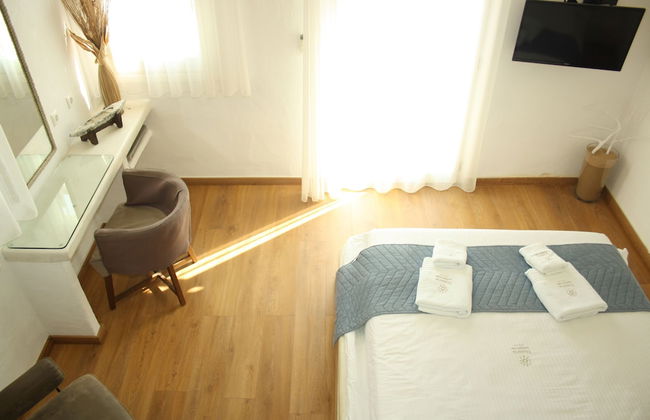 Tholaria Boutique Hotel - Photo 21