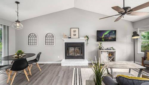 Cozy on Ger Maine St 1 Mile From Downtown Apex - Foto 2