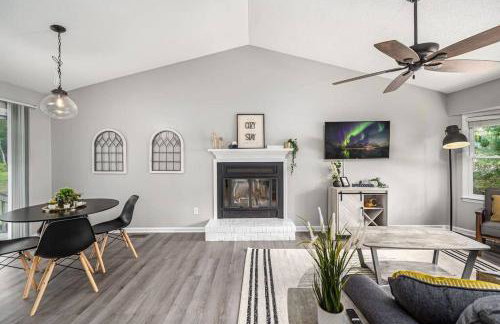 Cozy on Ger Maine St 1 Mile From Downtown Apex - Foto 2