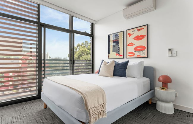 King Street Apartments by Urban Rest - Photo 3