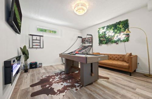 6BD 3BA Designer Oasis Sleeps 14 ATL Metro - Foto 29