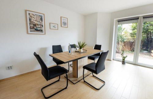 Großzügiges Wohlfühlhaus zwischen Stadt & Meer - Foto 1