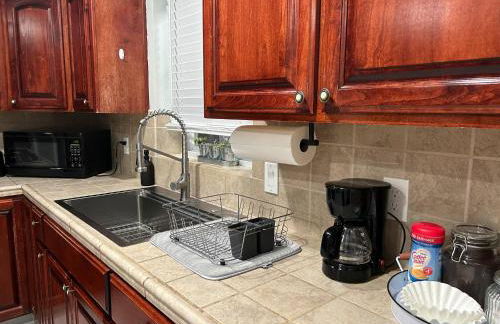 Rustic Retreat 3 bd/2 bth - Large Family Game Area - Foto 35