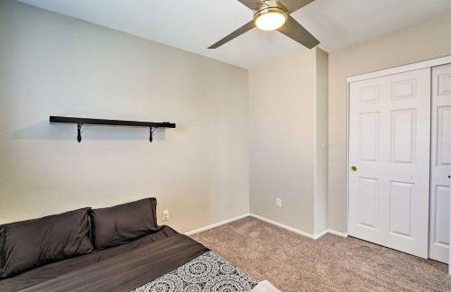 Stylish House with Patio, 8 Mi to Vegas Strip! - Photo 19